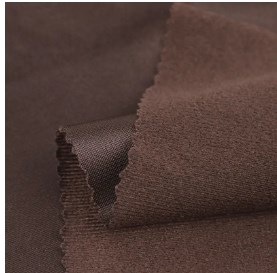 C% Polyester Fabricae: Ex perficientur commoda ad novum industria trends